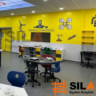 Gazi lisesi Teknoloji Tasarım Sınıfı
